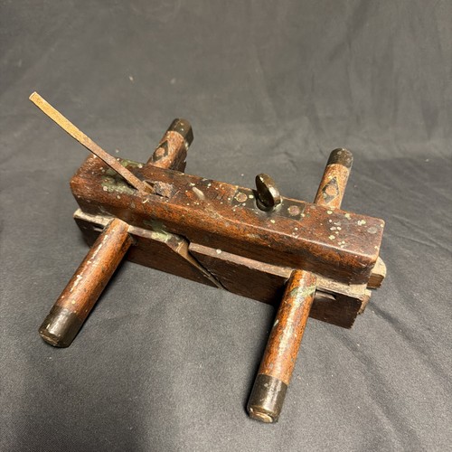 Antique british wooden - antique,