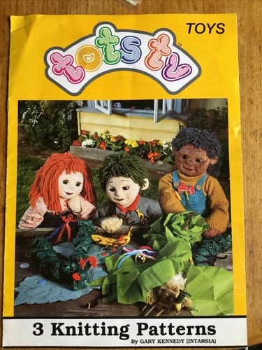 Tots dolls knitting pattern - tots,