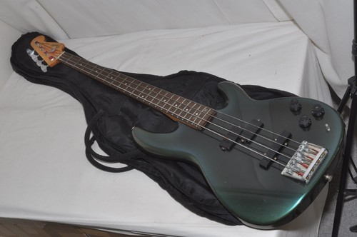 Fender electric bass - fender,