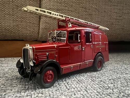 Fire brigade models - 1/48,