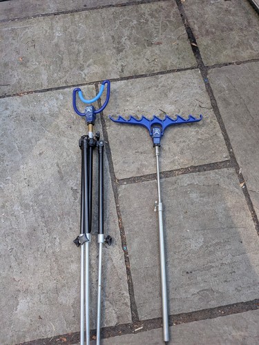 Fishing rods tripod stands - rods, stands.