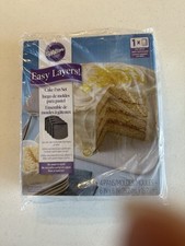 WILTON EASY LAYERS CAKE PAN