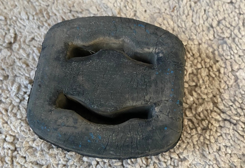 Mercedes exhaust mount - mercedes,