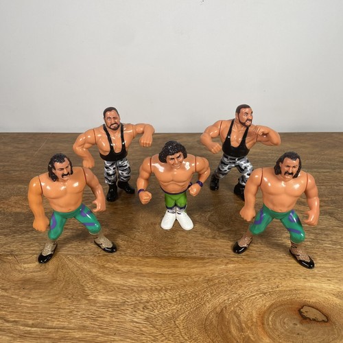 Wwf hasbro action figures - hasbro,