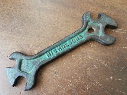 Vintage nicholsons 8127 - vintage,