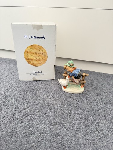 Goebel hummel 195 - hummel, barnyard
