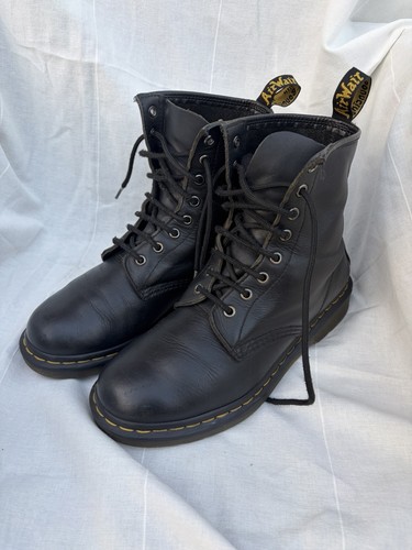 Martens doc boots - dr,