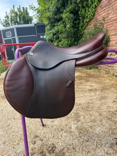 Cwd brown jumping saddle - cwd,