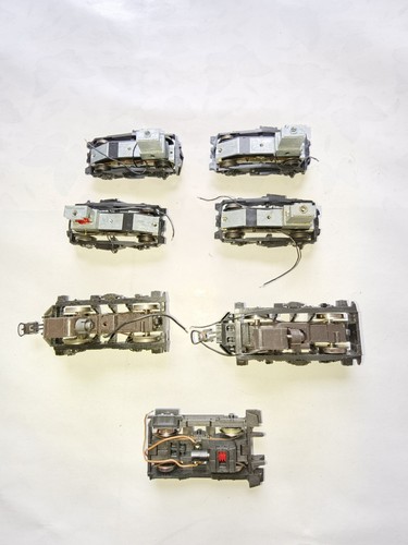 Roco scale bogies with - bogies,