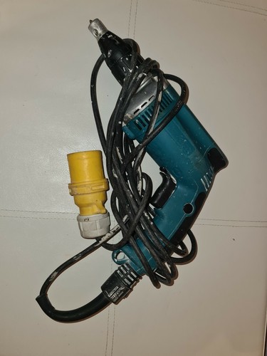 Makita screw gun - makita, used