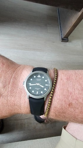 Citizen left handed quartz - left-handed,