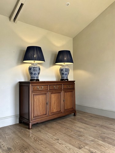 Vintage chinese sideboard - chinese,