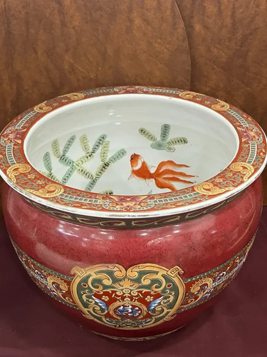 Large oriental accent - accent, fish