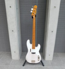 Squier by Fender Classic Vibe