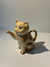 Lucky Cat Teapot