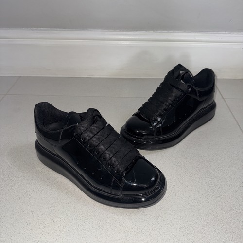 Authentic alexander mcqueen - authentic,