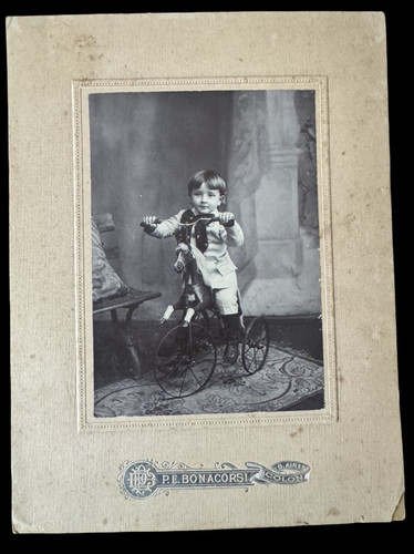 Antique child tricycle photo - tricycle,