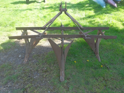 Massey ferguson potato ridger - massey,