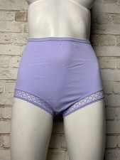 Vintage NYLON Lilac StMichaels