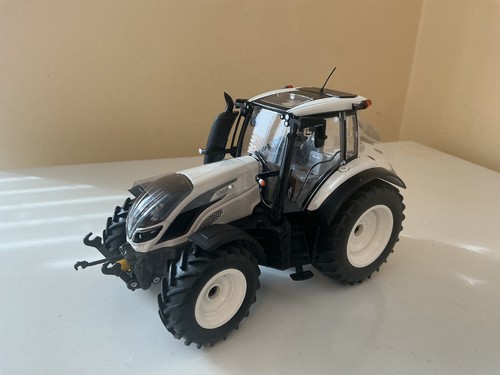 Wiking valtra t234 tractor - wiking,