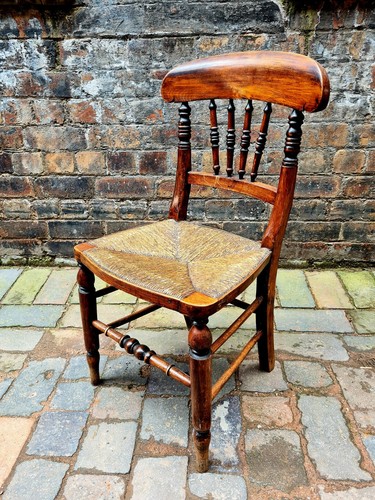Antique spindle back rush - , seat