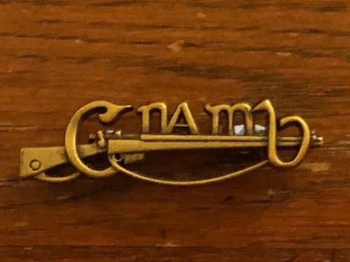 Cumann mban brooch - cumann,