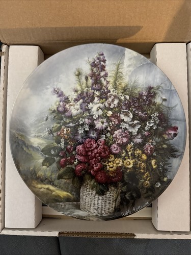 Classic rose collectible plate - collectible,