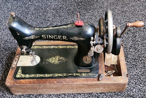 Vintage singer sewing machine - vintage,