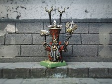chaos dwarf sorceror on foot