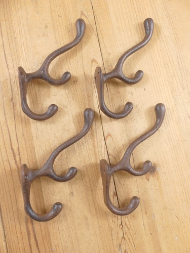 Cast iron triple school - cast,