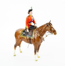 BESWICK - HM QUEEN ELIZABETH