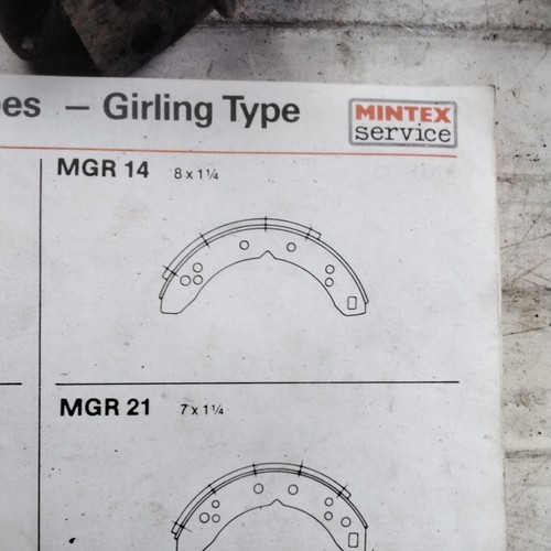 Rear brake shoes - rear,