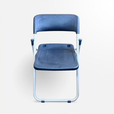 FOLDING CHAIR CLASSROOM