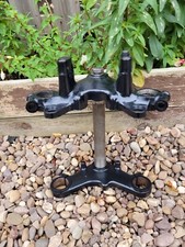 Suzuki GSX400F 1981  Yokes.