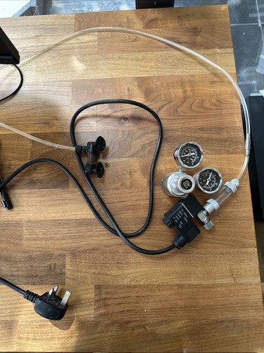 Co2art fishtank regulator - regulator, and