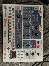 Roland SH32 sh-32 mint no