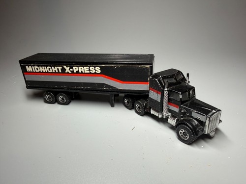Matchbox cy9 peterbilt - matchbox,