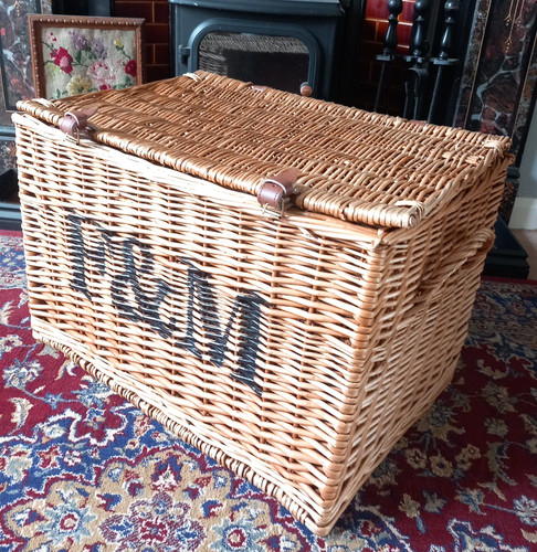 Fortnum mason wicker - &,