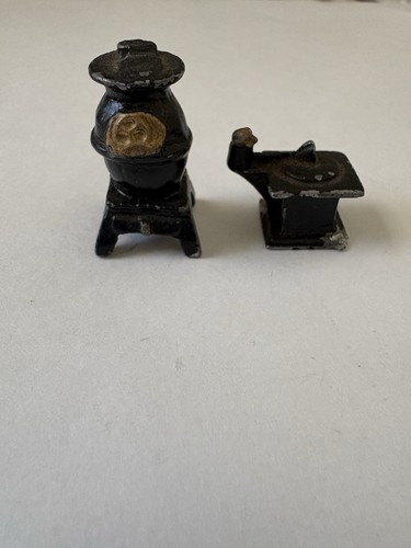 Vintage miniature cast iron - vintage,