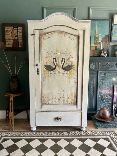 Vintage painted pine - painted, art
