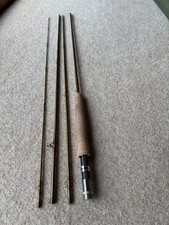 Sage Fly Rod. 9ft Line 5, Model - Launch 590-4.  Used Twice perfect condition.