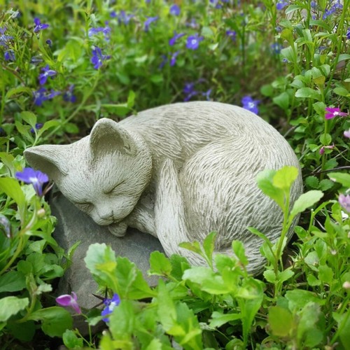 Heavy stone sleeping cat - stone,