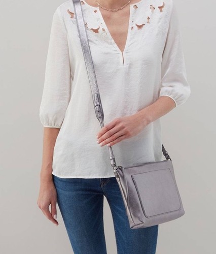Hobo tripp medium crossbody - tripp,