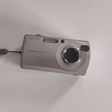 SONY CYBER-SHOT DSC-S40 4.1MP 3X ZOOM DIGITAL CAMERA – SILVER – TESTED – WORKS