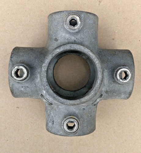 Kee klamp four socket - 40-8,
