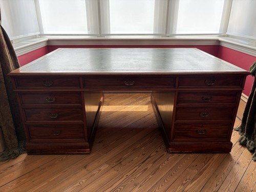 Mahogany wood partners - mahogany, desk