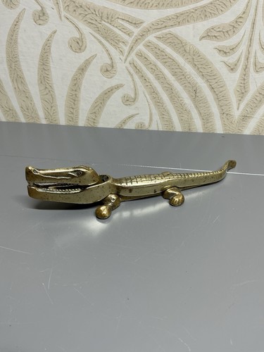 Vintage brass alligator - brass, /