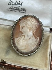 Vintage Shell Cameo Brooch