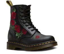 Dr Martens 1460 Vonda Black Embroidery 24722001 Doc Martens 8 Hole