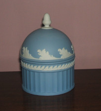 Rare Wedgwood Blue Jasperware Acanthus, Acorn, Oak leaf dome trinket box.